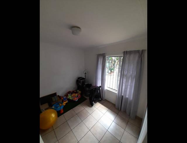 3 BEDROOM PROPERTY TO RENT IN BIRDSWOOD